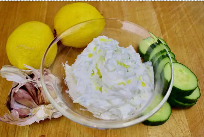 Kefir tzatziki